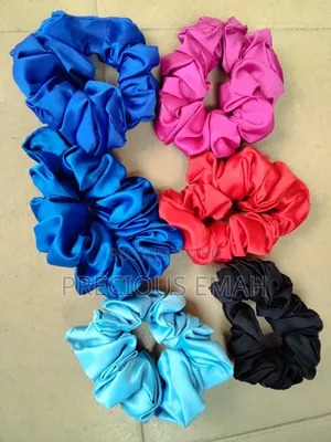 Hair Ruffle
