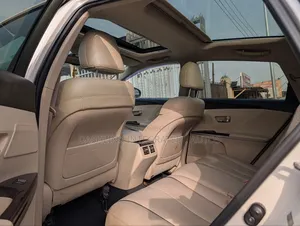 Toyota Venza XLE 2010 Pearl