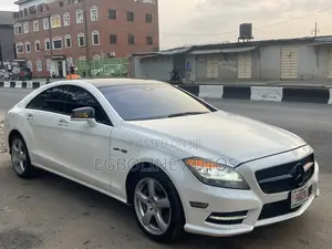 Mercedes-Benz CLS 550 4MATIC 2012 White