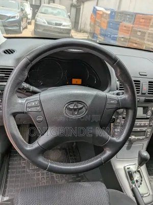 Toyota Avensis 2007 Silver