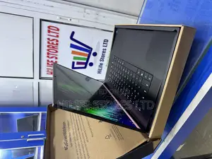 Laptop Razer Blade 32GB Intel Core i9 SSD 1T