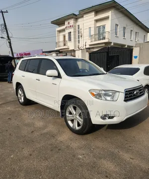 Toyota Highlander Limited 2010 White