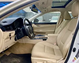 Lexus ES 350 FWD 2014 White