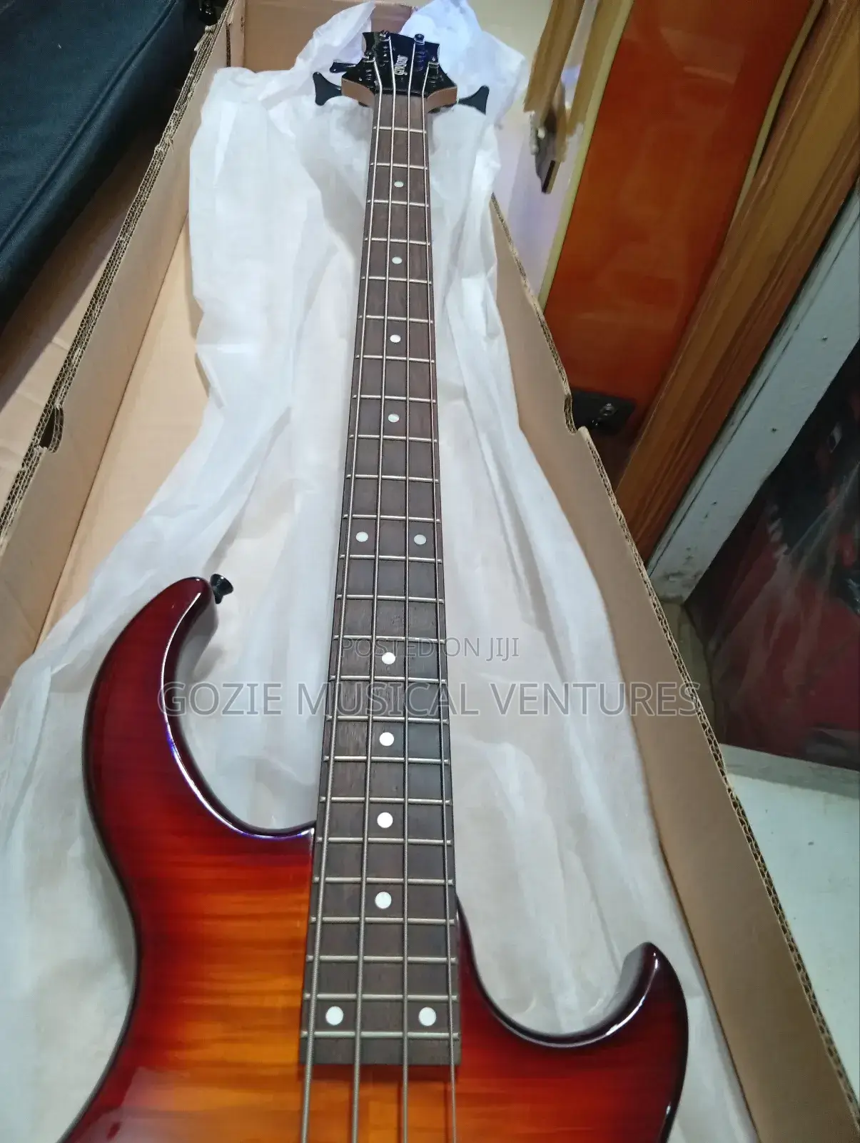 Original Givson Active Bass Guitar Four String.