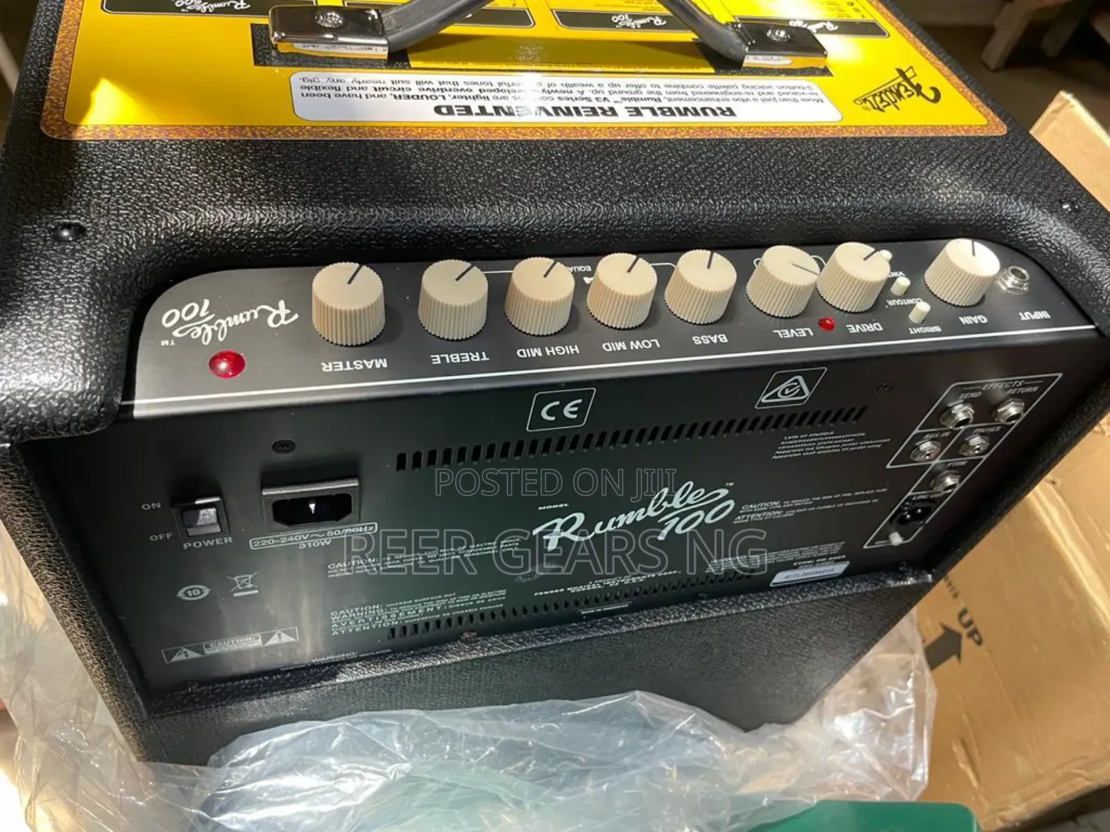 Fender Rumble 100 Bass Combo