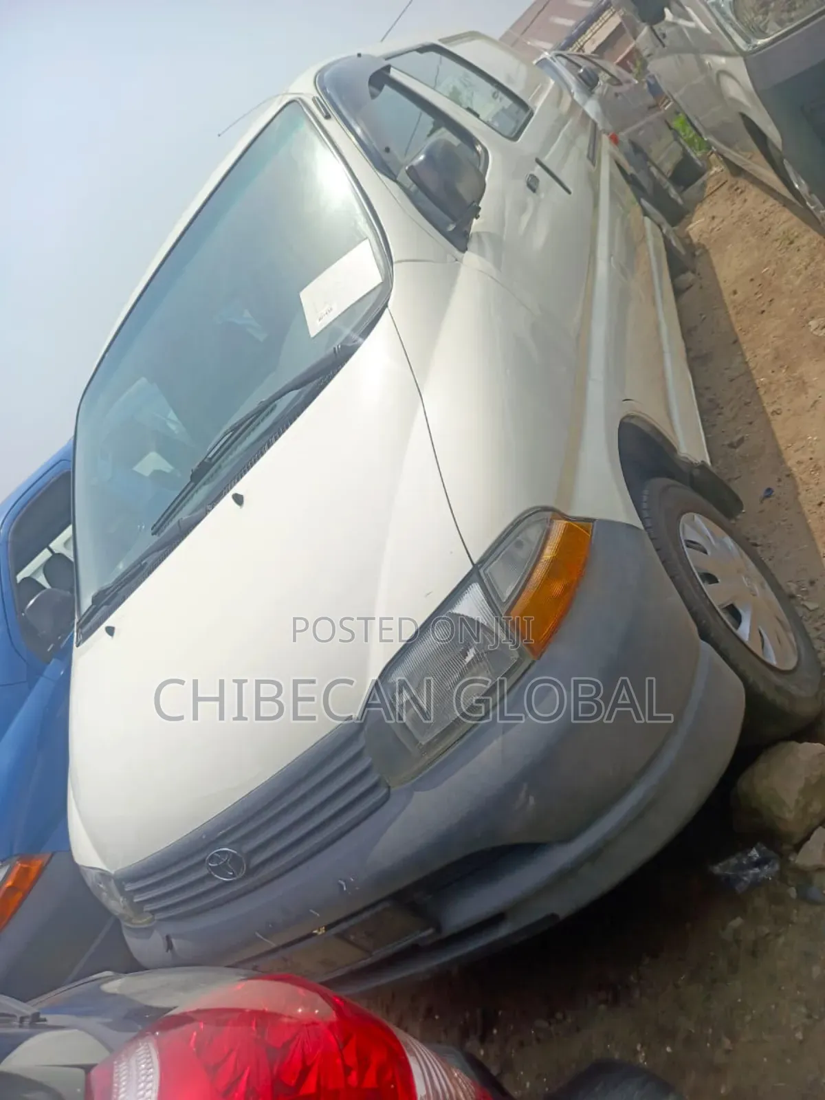 Toyota HiAce 2003 White