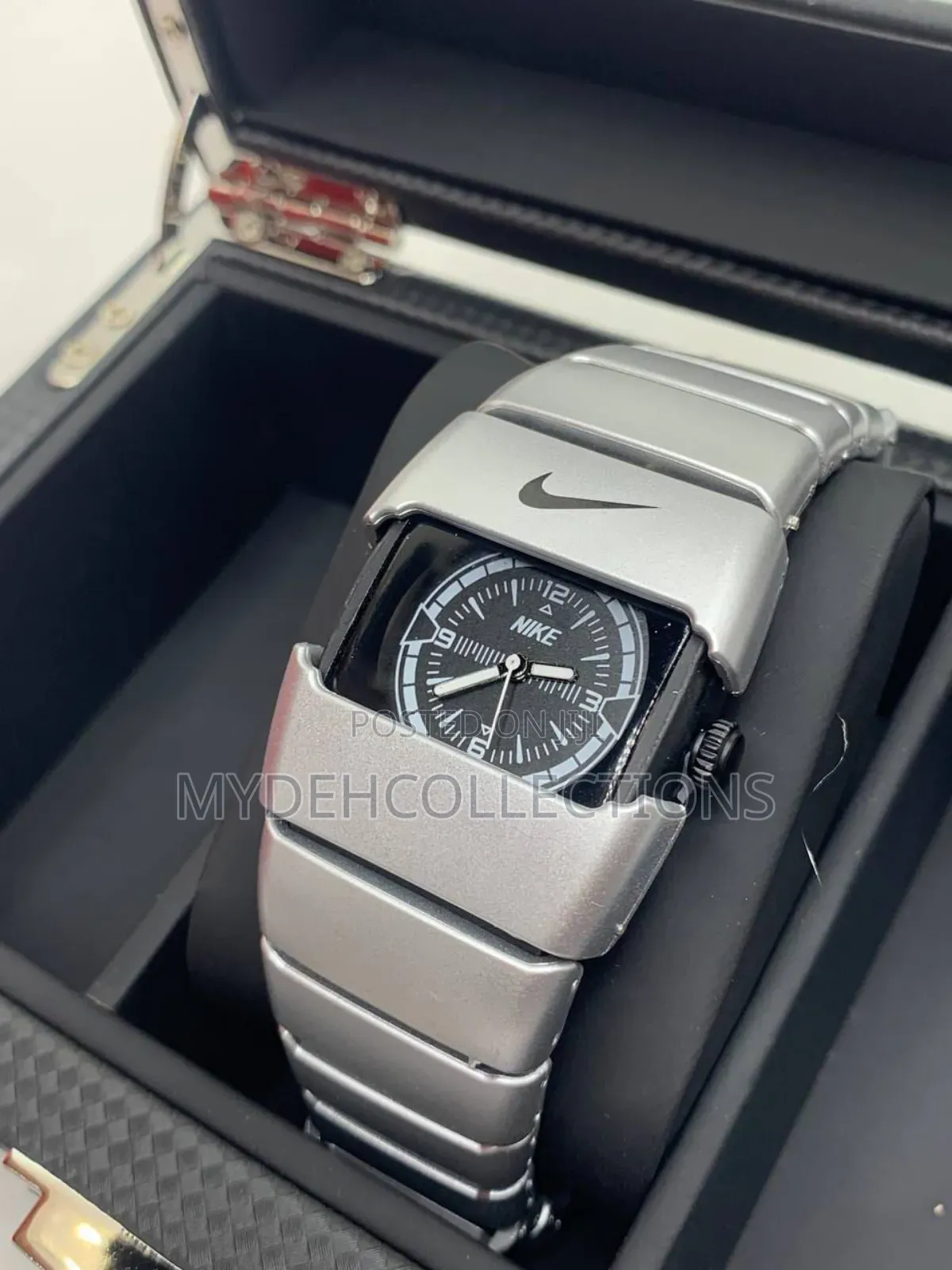 Premium, Classy Nike Wristwatch