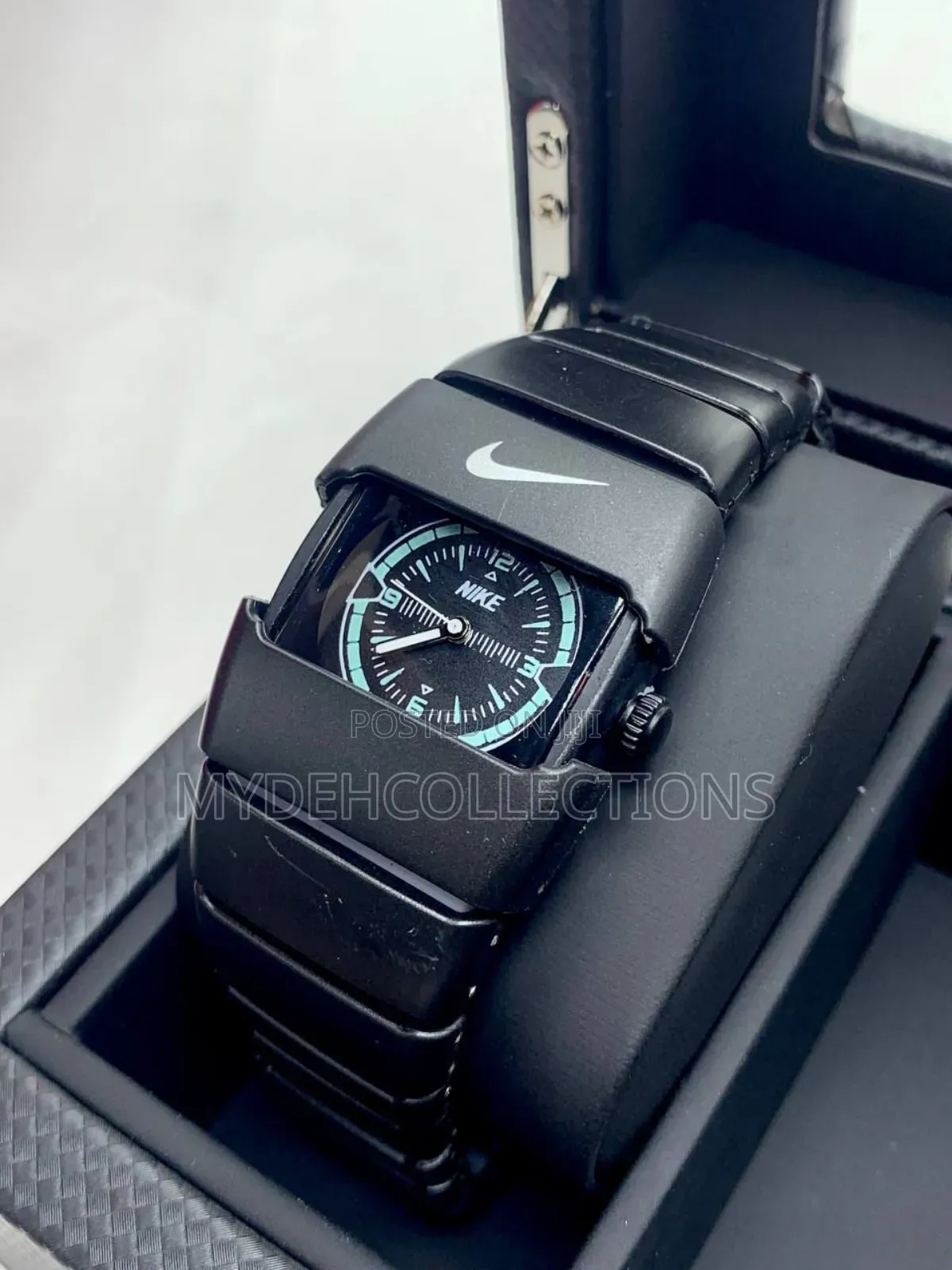 Premium, Classy Nike Wristwatch