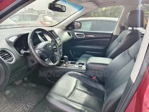 Nissan Pathfinder Platinum 4dr SUV 4WD (3.5L 6cyl CVT) 2015 Red
