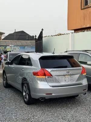 Toyota Venza Limited 2012 Silver