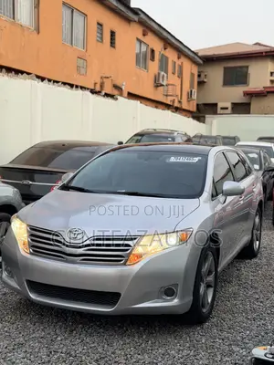 Toyota Venza Limited 2012 Silver