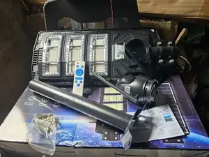 Ai Solar Camera + Lighting 2-in-1