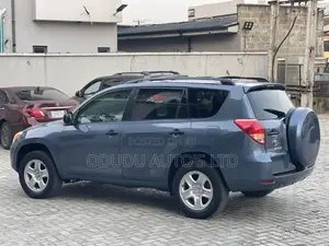 Toyota RAV4 2.4 2008 Blue