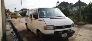 Volkswagen Transporter 2003 White