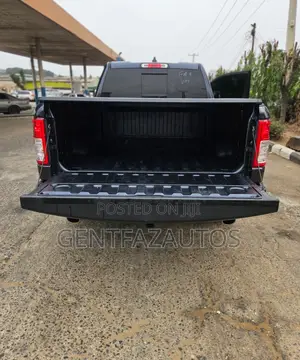 Dodge RAM 1500 5.7 Petrol AWD 2022 Blue