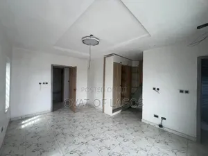 5bdrm Duplex in Chevron for rent