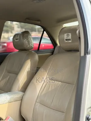 Toyota Yaris 2005 Gold