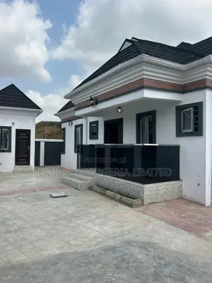 Furnished 3bdrm Bungalow in Ahoyaya Estate, Jericho for sale