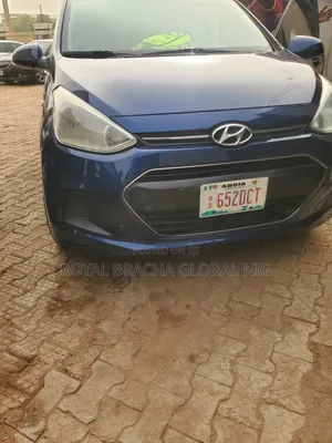 Hyundai Xcent 2014 Blue