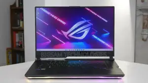 Laptop Asus ROG Zephyrus G14 16GB AMD Ryzen 9 SSD 1T