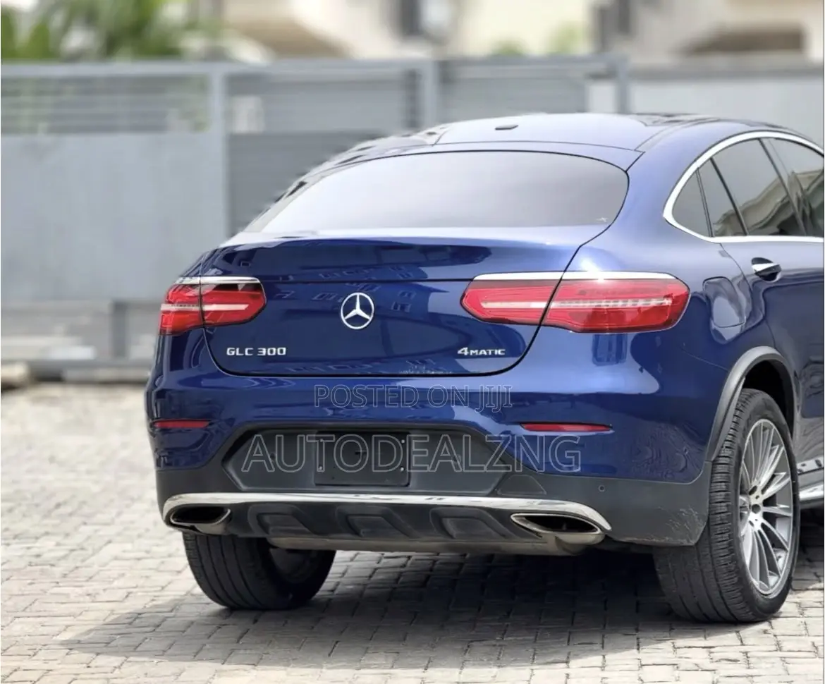 Mercedes-Benz GLC-Class 2019 Blue