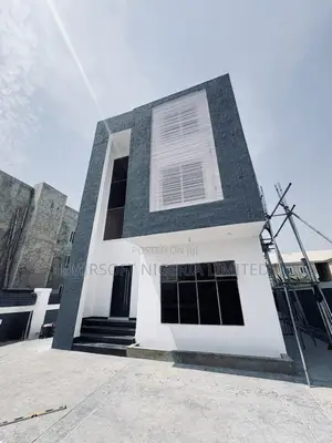 4bdrm Duplex in Kolapo Ishola Gra, Akobo for sale