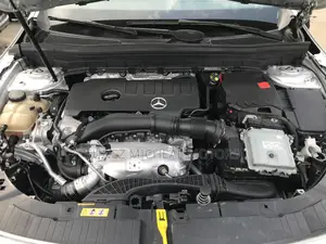 Mercedes-Benz GLB-Class GLB 250 4MATIC 2021 Silver