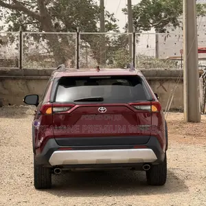 Toyota RAV4 Adventure AWD 2020 Red