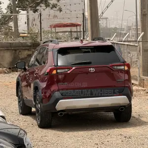 Toyota RAV4 Adventure AWD 2020 Red