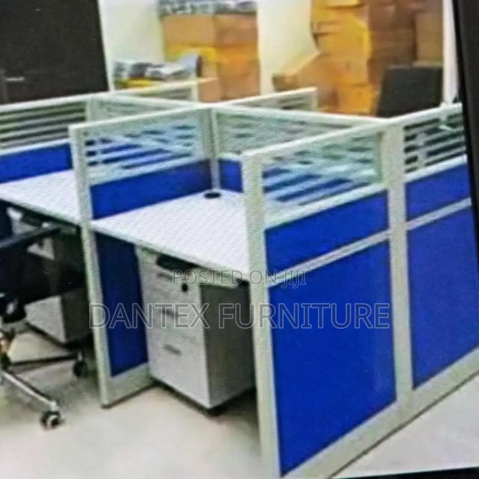 Modern Office Worker Station