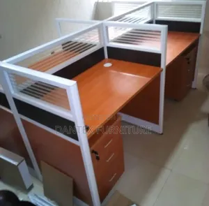 Modern Office Worker Station