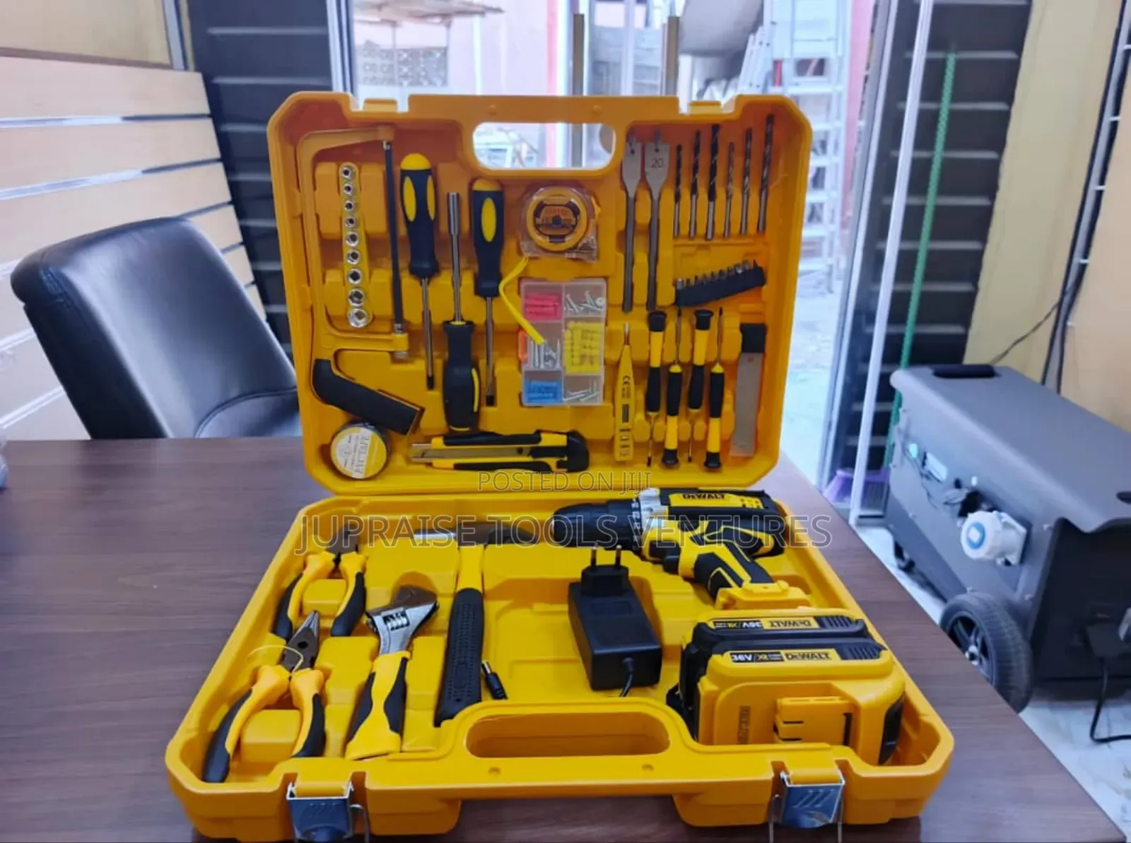 Dewalt Tool Box