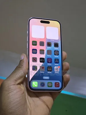 Apple iPhone 15 128 GB Pink