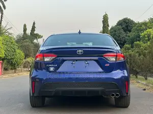 Toyota Corolla 2021 Blue