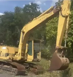 Cat 215 Excavator With Single Pump