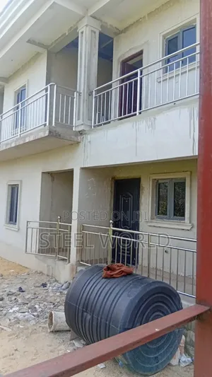 Clumsy Handrail Design