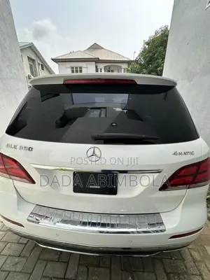 Mercedes-Benz GLE-Class GLE 350d 4MATIC 2016 White