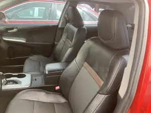 Toyota Camry SE 4dr Sedan (2.5L 4cyl 6A) 2012 Red