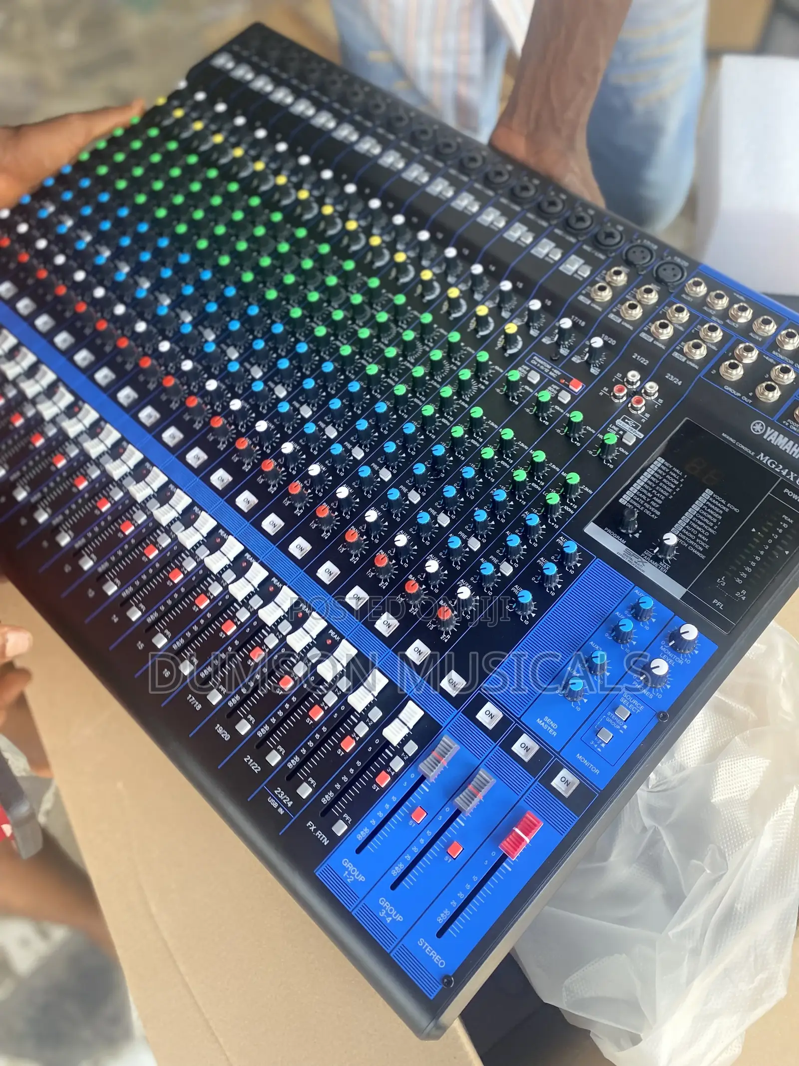 Yamaha Mixer Mg24xu Analog Console USB Mixer