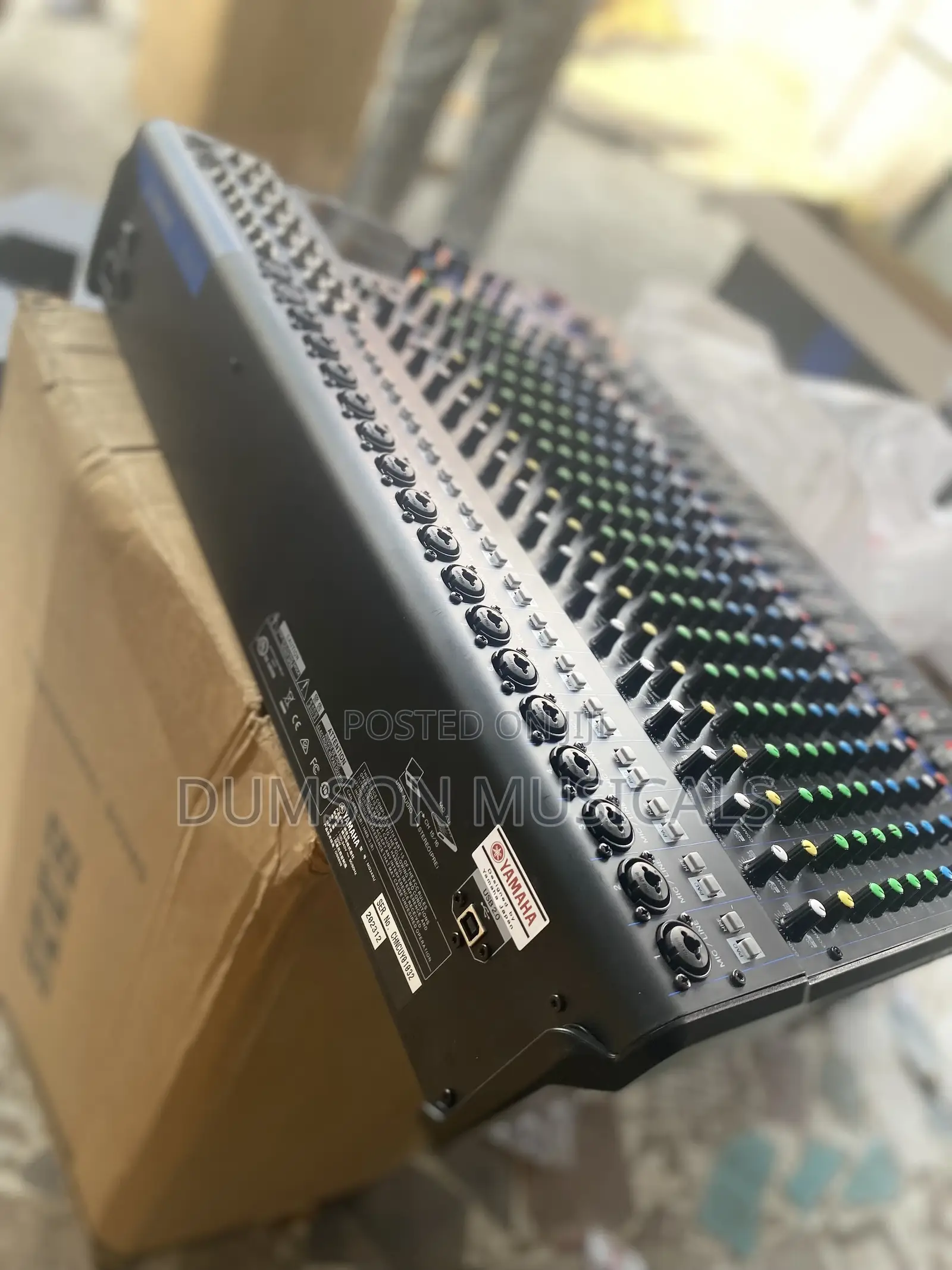 Yamaha Mixer Mg24xu Analog Console USB Mixer