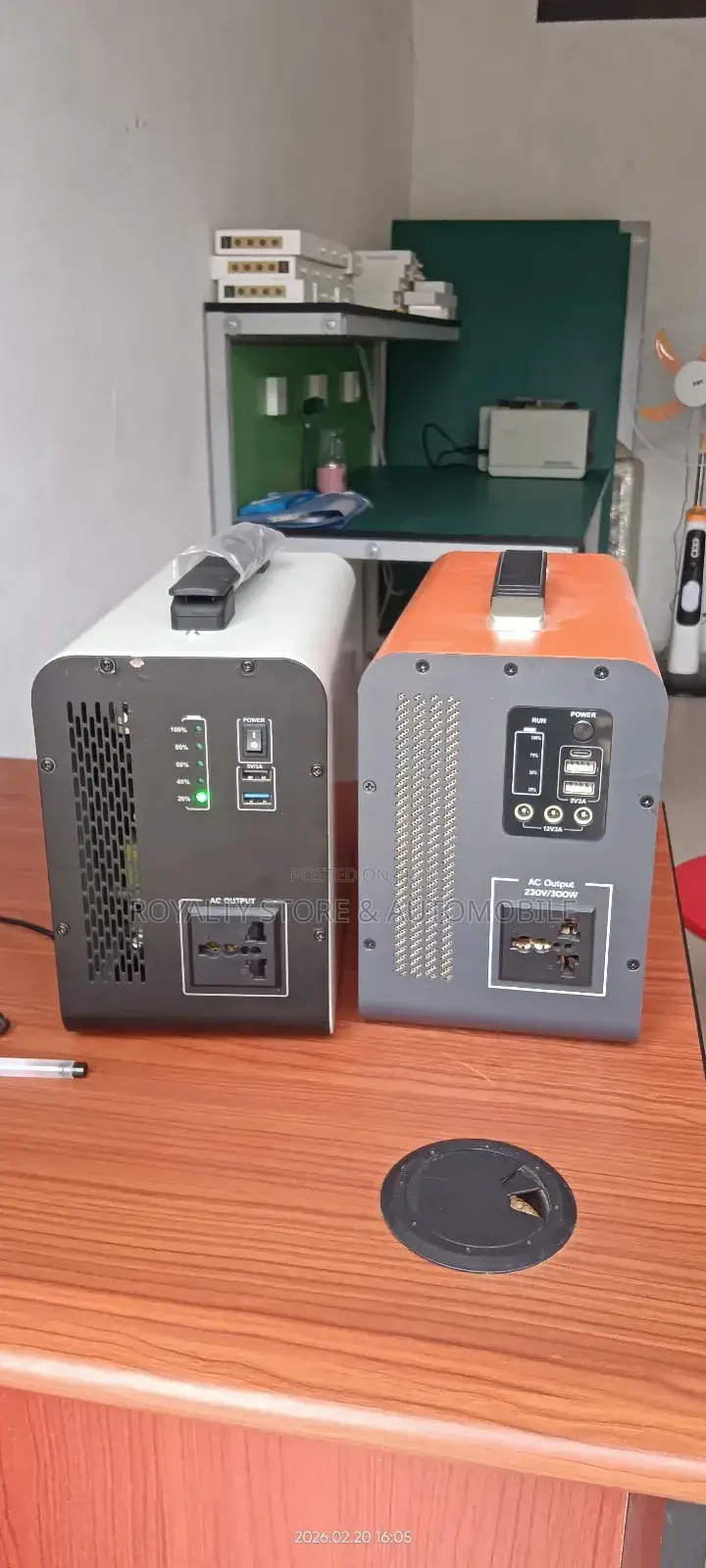 Portable Power Station (300w, 1kwh)