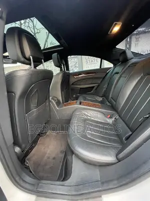 Mercedes-Benz CLS 550 4MATIC 2012 White