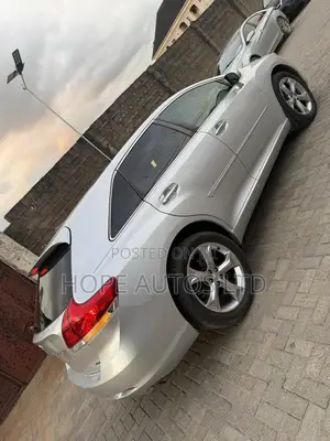 Toyota Venza V6 2012 Silver
