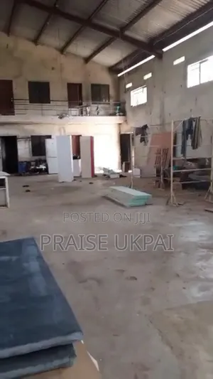 Warehouse for Sale in Adeba