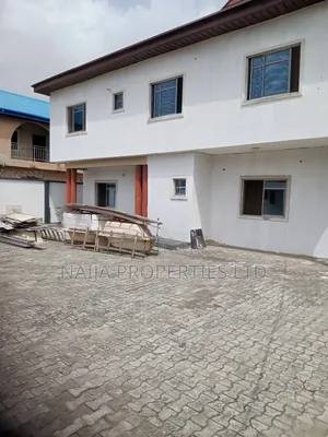 3bdrm Apartment in Sunview Estate, Sangotedo for rent