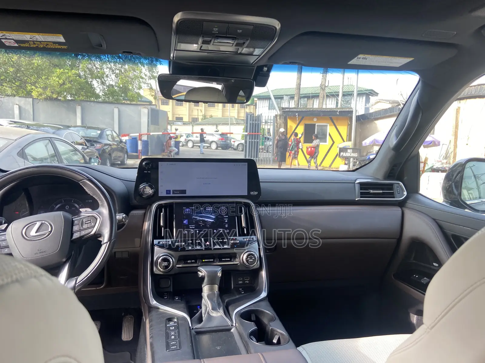 Lexus LX LX 600 2023 Black