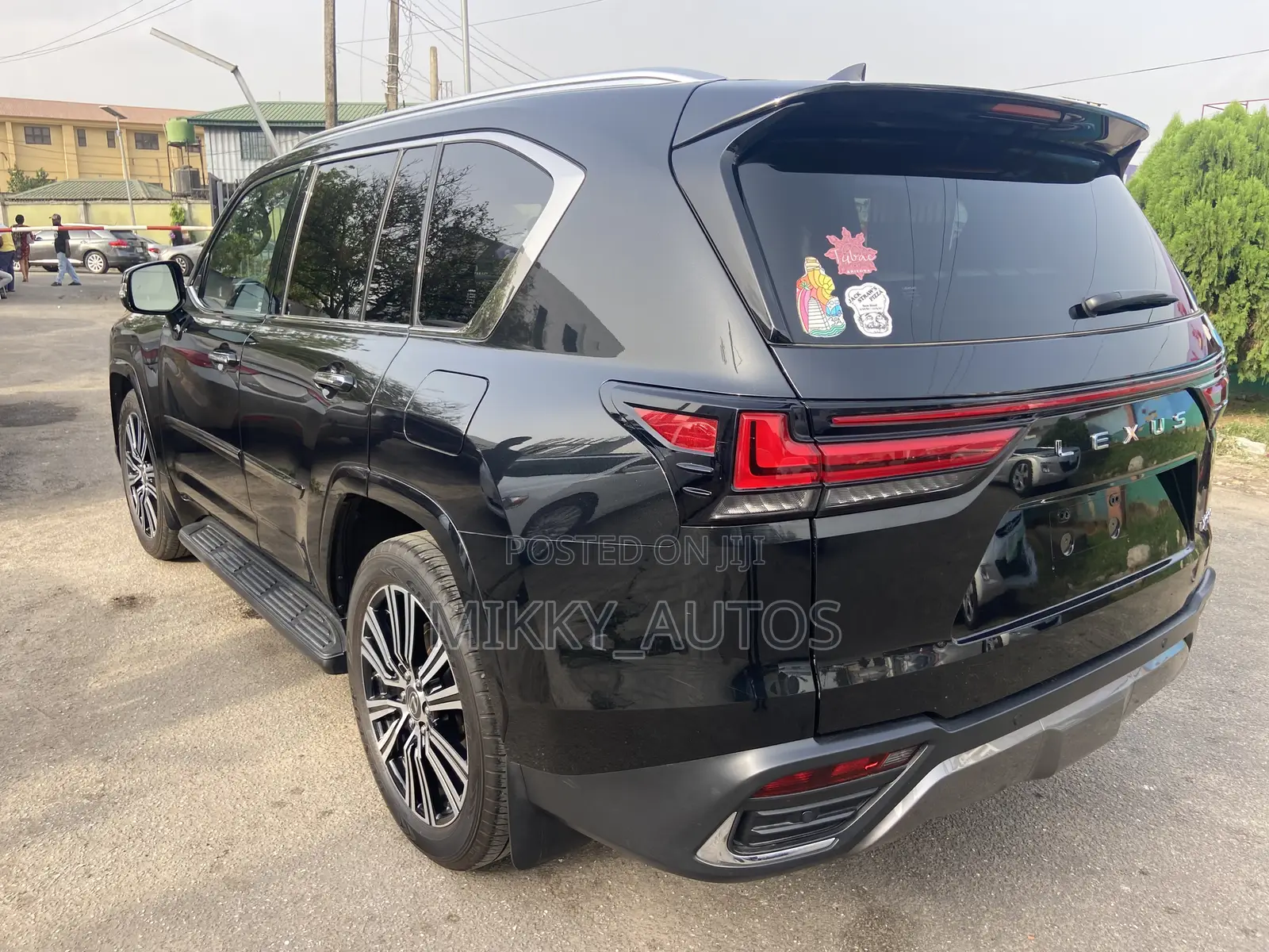Lexus LX LX 600 2023 Black