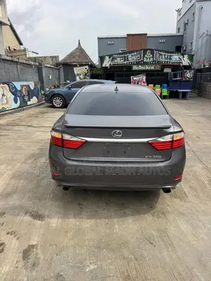 Lexus ES 350 FWD 2014 Gray