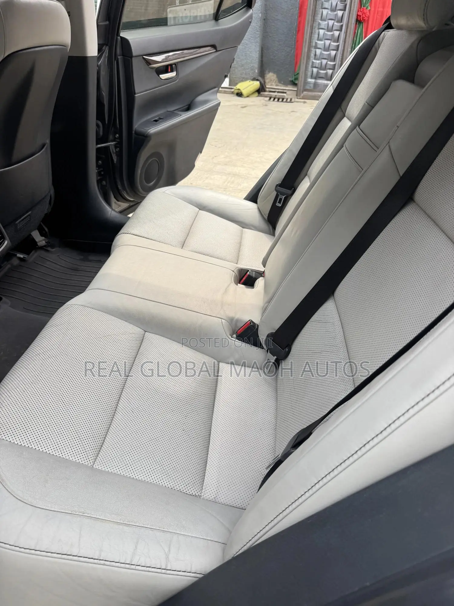 Lexus ES 350 FWD 2014 Gray