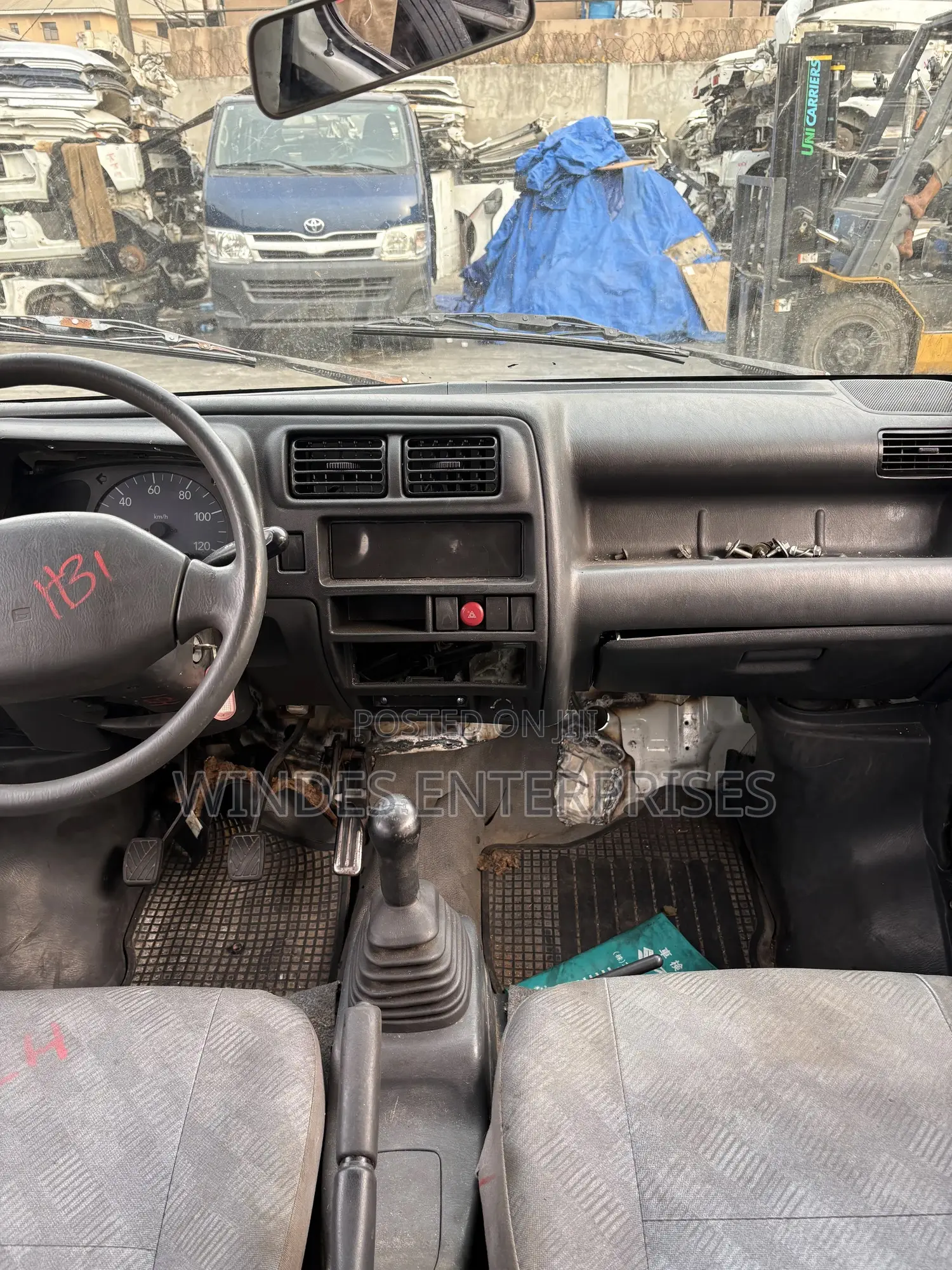 Suzuki Every 2008 White